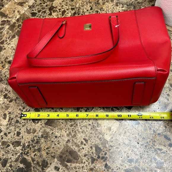 Double M Milano Elegant Red Tote Bag - Picture 8 of 9
